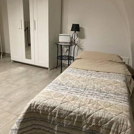 Apartament Center And Station Bari Zewnętrze zdjęcie